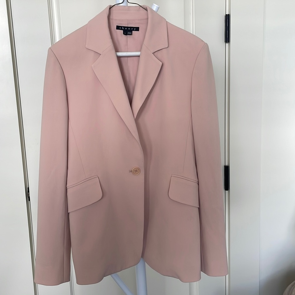 Theory Blazer. Size 8. Mauve color